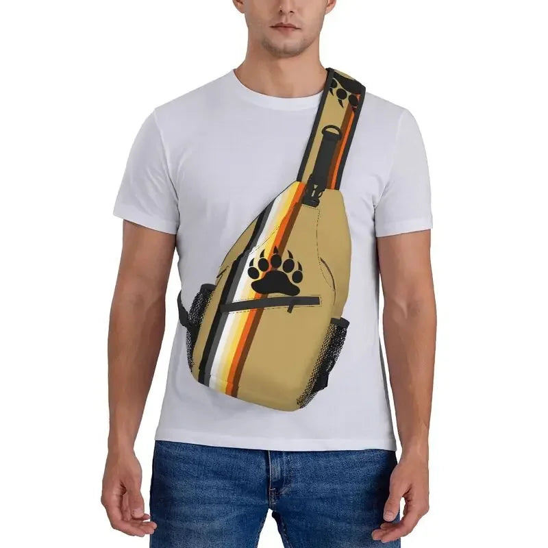 Bolsa tiracolo com bandeira LGBTQIAP+e pata de urso gay , beer bag, bolsa de ombro personalizada LGBT, mochila transversal de ombro para homens, mochila de viagem e caminhada